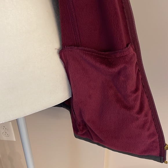 Lightweight spring or fall jacket - Picture 3 of 11